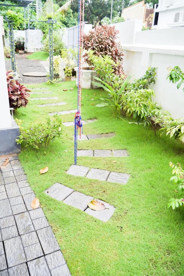 Oceana Hills Residency Alappuzha Exterior foto